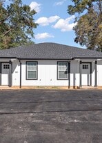 216 W Starr Ave in Nacogdoches, TX - Building Photo