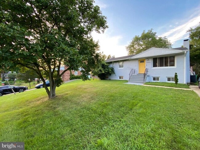 7402 Lenham Dr in Fort Washington, MD - Building Photo - Building Photo