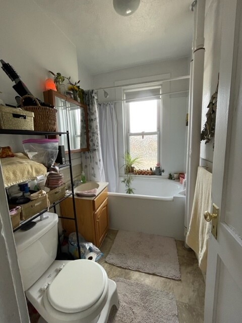 1198 Boylston St, Unit 9 in Boston College, MA - Building Photo - Building Photo