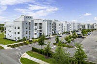 Purple Chair Condo at Storey Lake Resort in Kissimmee, FL - Building Photo - Building Photo