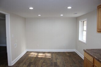 319 Silver Dollar Rd in Beaufort, NC - Building Photo - Building Photo