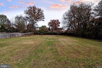 7125 Harrison Ln in Alexandria, VA - Building Photo - Building Photo