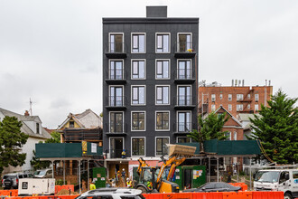 2809 Clarendon Rd in Brooklyn, NY - Building Photo - Building Photo