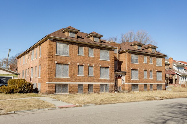 16159 Log Cabin St in Highland Park, MI - Building Photo - Building Photo