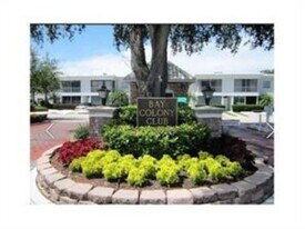 6323 Bay Club Dr, Unit 4 in Fort Lauderdale, FL - Building Photo