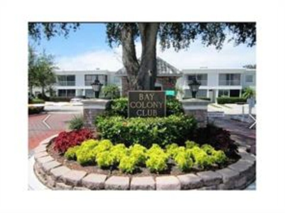 6323 Bay Club Dr, Unit 4 in Fort Lauderdale, FL - Building Photo