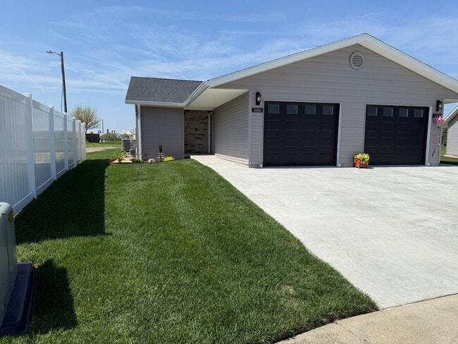 property at 1486 Kays Ct