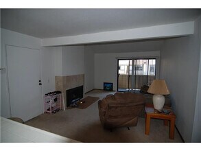 9149 Village Glen Dr in San Diego, CA - Building Photo - Building Photo