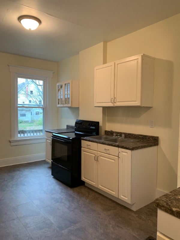 34 Cambridge Ave in Dayton, OH - Building Photo - Building Photo