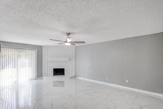 3501 Green Hill Dr in Arlington, TX - Building Photo - Building Photo