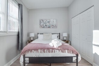 1255 Raum St NE in Washington, DC - Foto de edificio - Building Photo