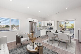 5042 54th St in San Diego, CA - Building Photo - Building Photo