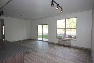 718 Edgewood Pl in Whitefish, MT - Building Photo - Building Photo