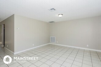 4977 SW 11th Pl in Margate, FL - Building Photo - Building Photo