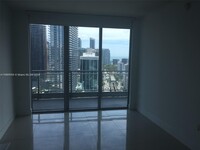 92 SW 3rd St, Unit 3404 in Miami, FL - Foto de edificio - Building Photo