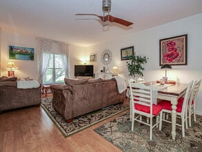 5095 Fairways Cir in Vero Beach, FL - Building Photo - Building Photo