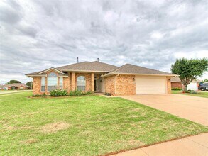 2700 NW 161st Cir in Edmond, OK - Building Photo - Building Photo