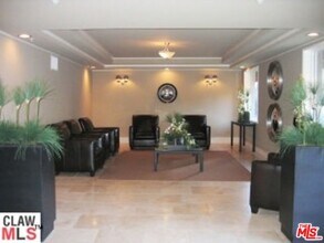 620 S Gramercy Pl in Los Angeles, CA - Building Photo - Building Photo