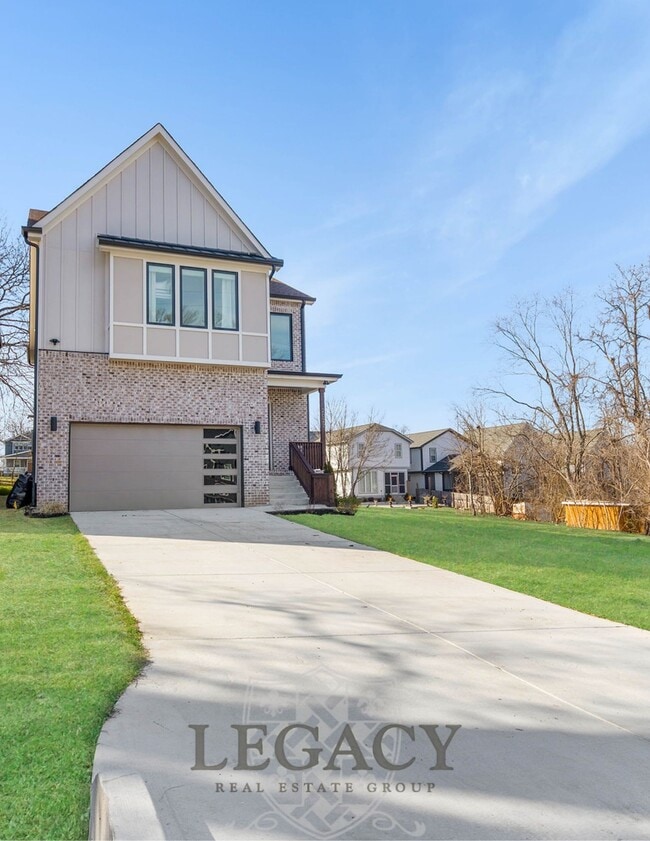 2027 Rosemary Ln in Nashville, TN - Building Photo - Building Photo