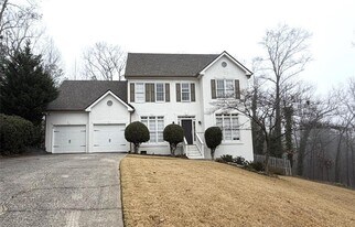 4865 Chesterfield Ct in Suwanee, GA - Building Photo