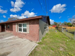 2421 Ave C SW in Winter Haven, FL - Building Photo - Building Photo