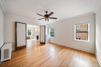 721 Foster St, Unit 3W in Evanston, IL - Foto de edificio - Building Photo