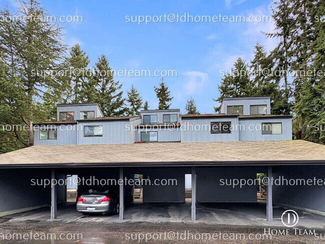 property at 1850 Grant Ave S