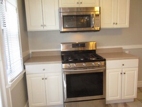 1079 Terrace Dr in Richmond Heights, MO - Building Photo - Building Photo