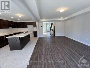 754 Derreen Ave in Ottawa, ON - Building Photo - Building Photo