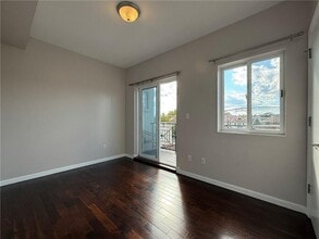 1727 Stillwell Ave in Brooklyn, NY - Building Photo - Building Photo