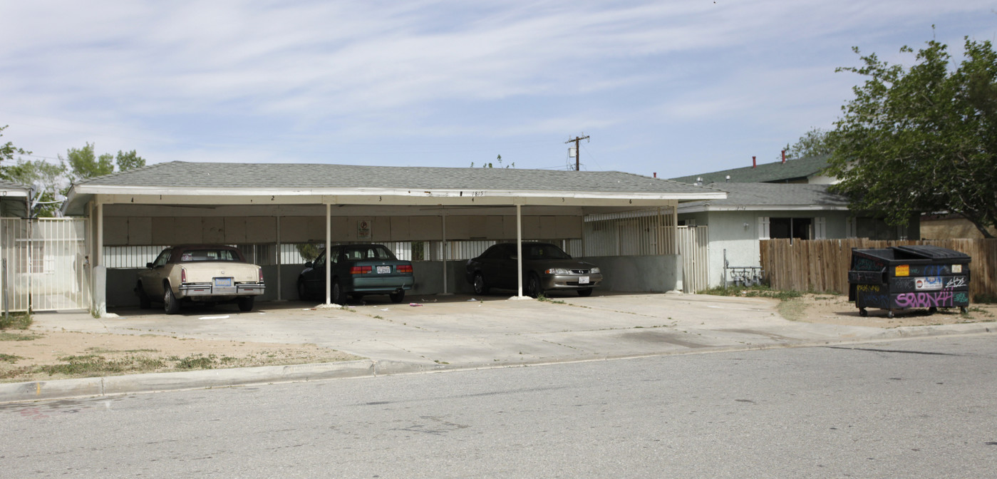 18150 Casaba Rd in Adelanto, CA - Building Photo