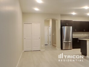 12568 W Hummingbird Terrace in Peoria, AZ - Building Photo - Building Photo