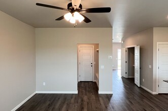 7702 Westhall Pl in Oklahoma City, OK - Building Photo - Building Photo
