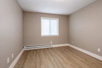 The Ridge Apartments in Merrillville, IN - Foto de edificio - Interior Photo