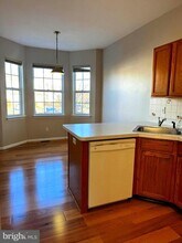 30 Amesbury Ct in Trenton, NJ - Building Photo - Building Photo