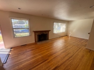 433 Bermuda Way in Modesto, CA - Foto de edificio - Building Photo