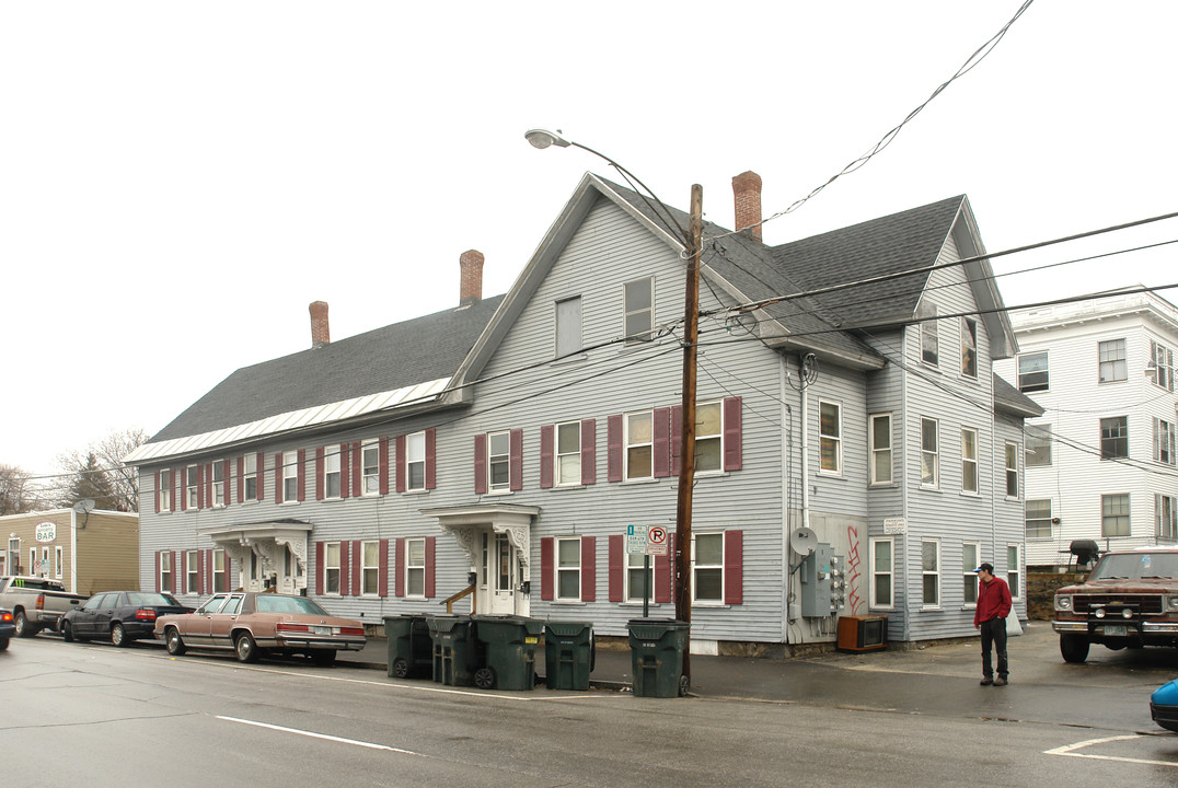 491 Maple St in Manchester, NH - Foto de edificio