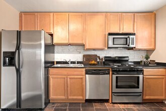 2100 Franklin St in Denver, CO - Building Photo - Building Photo