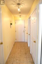 2627 McCowan Rd in Toronto, ON - Building Photo - Building Photo