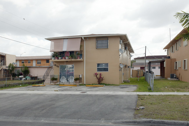 2635 W 2nd Ave in Hialeah, FL - Building Photo - Building Photo