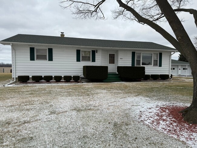 property at 4535 S Beaumont Ave