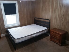 34 Titus Ave in Manchester, NH - Building Photo - Building Photo