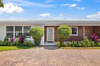 2816 NE 35th St in Fort Lauderdale, FL - Building Photo - Building Photo