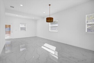 600 N Lakewood Ave in Ocoee, FL - Building Photo - Building Photo