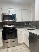 14931 SW 82nd Ln in Miami, FL - Building Photo - Building Photo