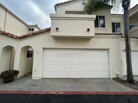 414 W San Marcos Blvd in San Marcos, CA - Building Photo