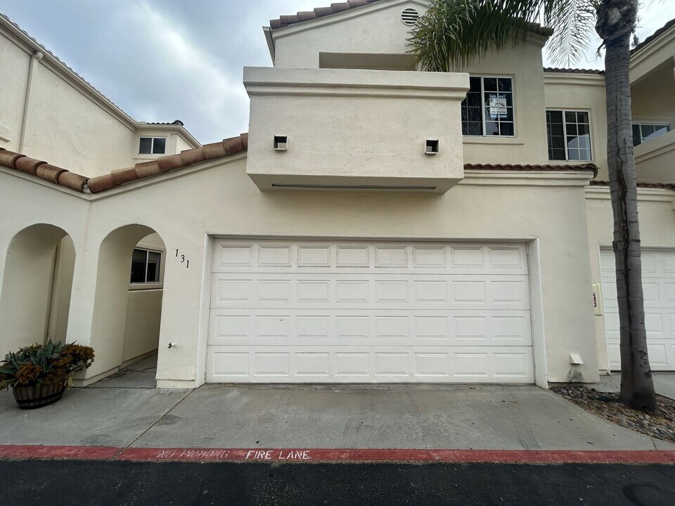 414 W San Marcos Blvd in San Marcos, CA - Building Photo