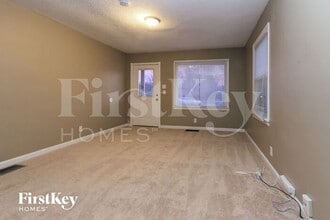 6630 W 10th St in Indianapolis, IN - Building Photo - Building Photo