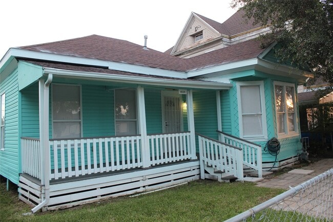 4125 Avenue M in Galveston, TX - Building Photo - Building Photo