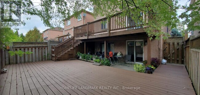 125 Stonebriar Dr in Vaughan, ON - Building Photo - Building Photo